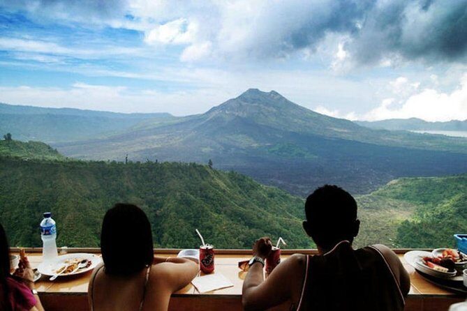 Central Bali Tour: Ubud Village, Kintamani Volcano, and Waterfall - Tegenungan Waterfall: The Convenient Final Stop