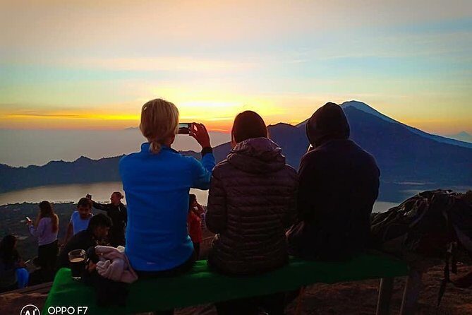 Mount Batur Guide and Natural Hot Spring - Pickup, transfers, and group size: what affects your experience
