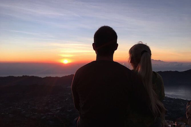 Mount Batur Guide and Natural Hot Spring - The guided climb: how the sunrise trek typically feels