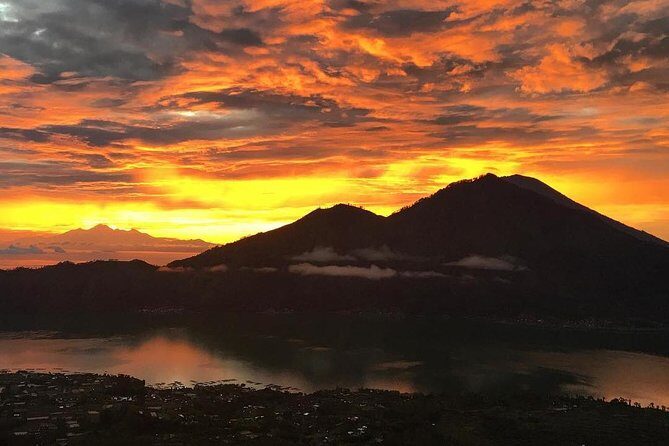 Mount Batur Sunrise Hike with Breakfast - Mount Batur Starts at Toya Bungkah (Not in Town)