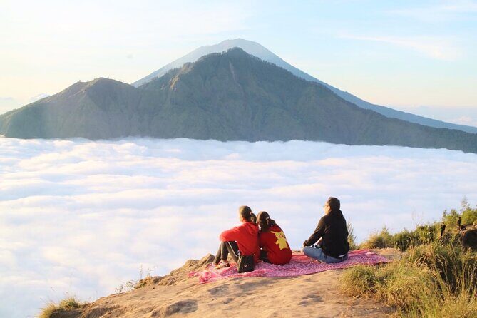 Mount Batur Sunrise Trekking - Getting Started: Pickup, Briefing, and Why 3:15am Matters