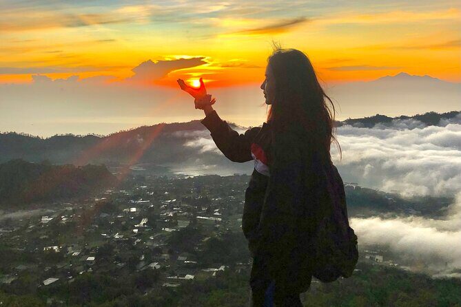 Mount Batur Sunrise Trekking and Hidden Waterfall - Mt. Batur Sunrise at 2:00am: What the Timing Really Does
