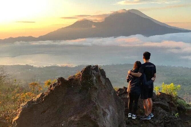 Mount Batur Sunrise Trekking & Natural Hot Spring - All Inclusive - Natural Hot Springs Stop: Towels, Lockers, and Resetting Your Legs