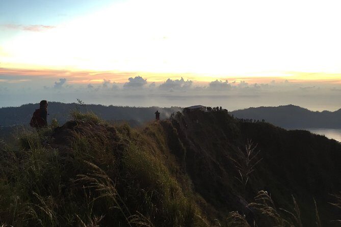Mount Batur Sunrise Trekking Private All Inclusive - Guides and drivers: why the experience rate is so high