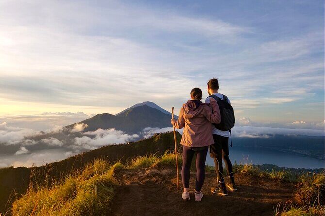 Mount Batur Sunrise Trekking Private All Inclusive - Pickup from Ubud or Kuta, then up into the night