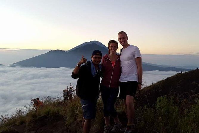 Mt Batur Sunrise, Breakfast & Natural Hot Springs - Steam-Brewed Breakfast and Waiting for Sunrise