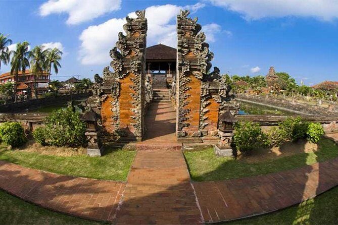 Tour: Besakih Temple-Kintamani Volcano-Water temple&Rice Terrace - Tirta Empul Water Temple: Holy Spring purification, up close