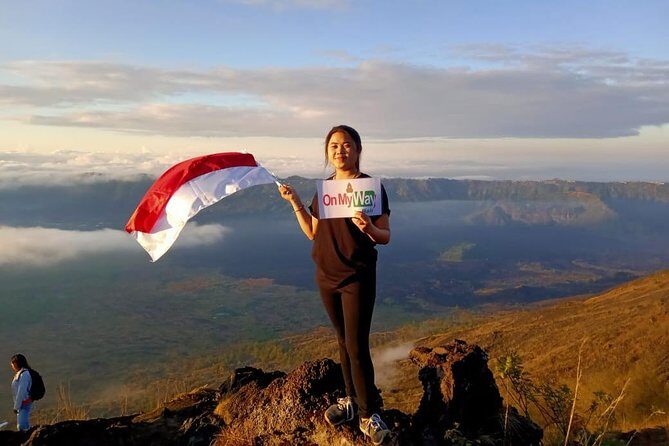 Watch the sunrise from the top of Mount Batur volcano - The 2:00 am Start: why the timing is the whole deal
